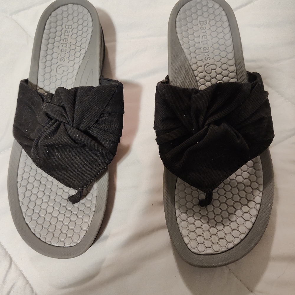 Women's Bare traps Black Sandals 9.5 M